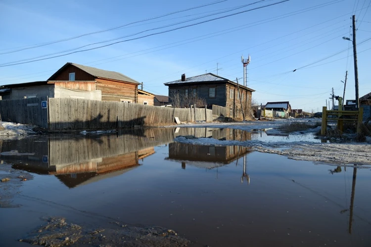 А пока дома в Залоге выглядят так. Фото: Иван БАРКОВ/Якутия.Инфо